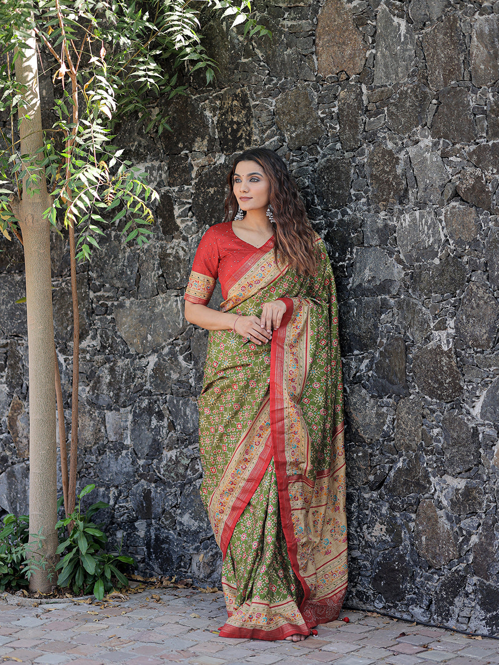 Parrot Color Foil Printed And Stone Work Dola Silk Saree