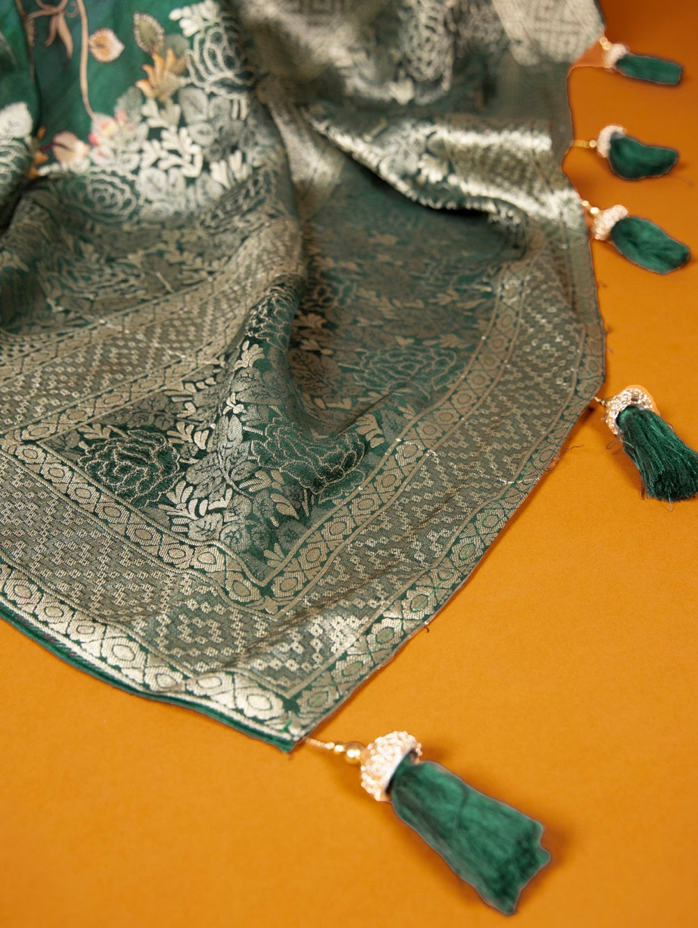 Green Color Kalamkari Print And Weaving Work Viscose Wedding Saree