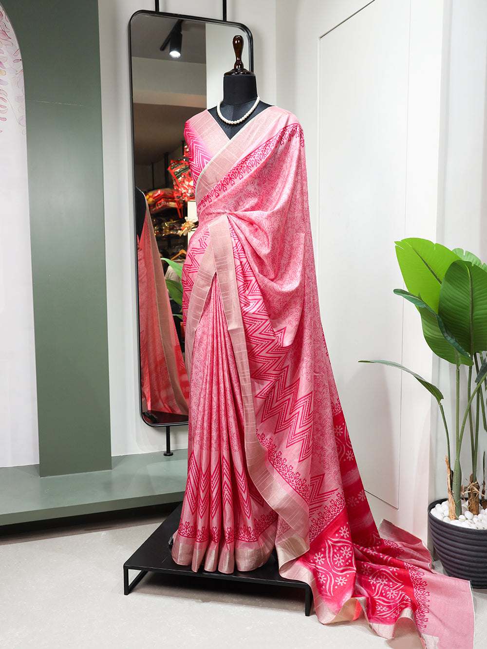 Pink Color Digital Printed Handloom Kotha Border Saree