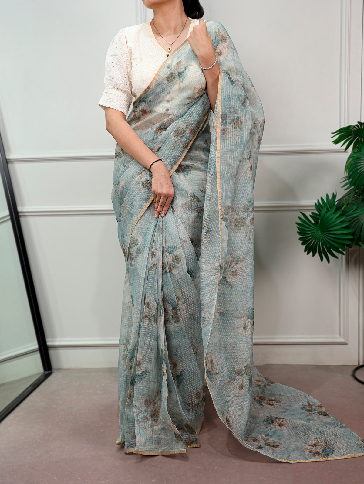 Light Weight Floral Printed Saree