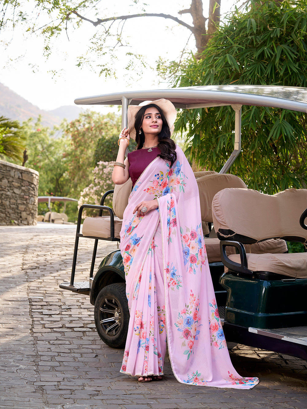 Light Pink Color Floral Printed And Pearl Lace Border Weightless Marbal Saree