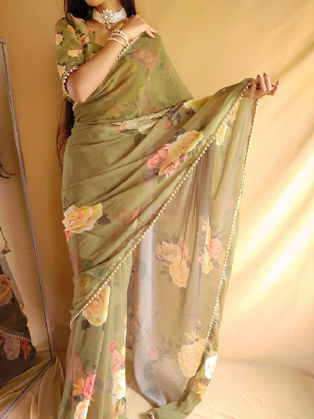 Mehndi Color Printed With Peral Lace Border Georgette Stylist Saree