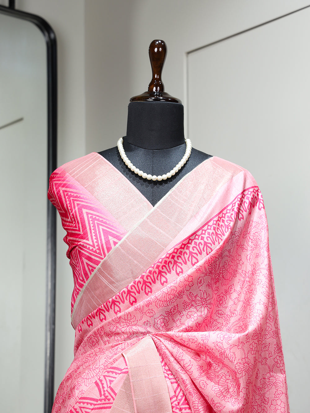 Pink Color Digital Printed Handloom Kotha Border Saree