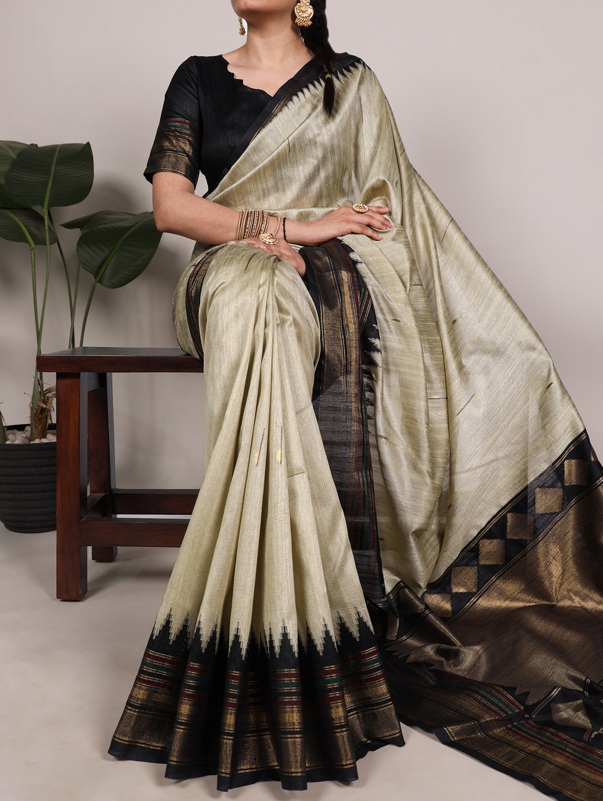 Oat Meal Color Onam Wear Saree