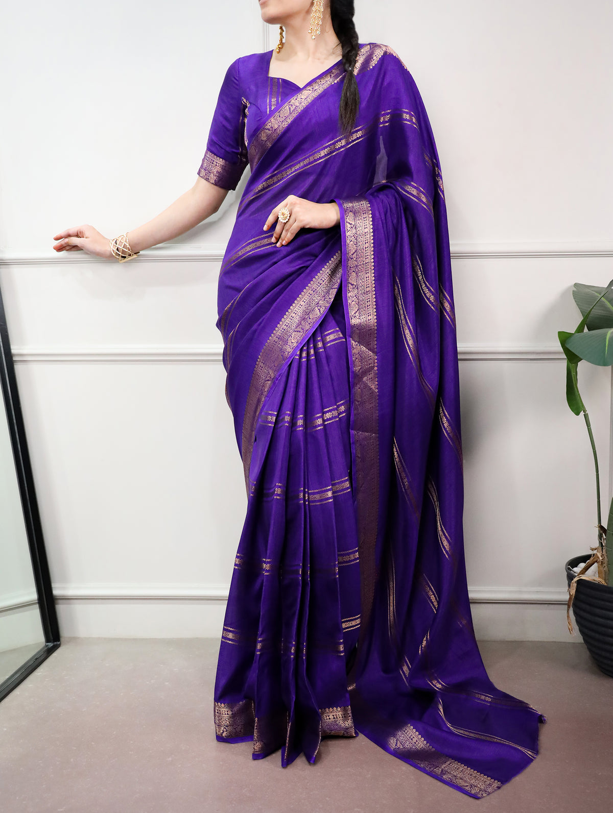 Dola Silk With Zari Weaving Work Traditional Saree