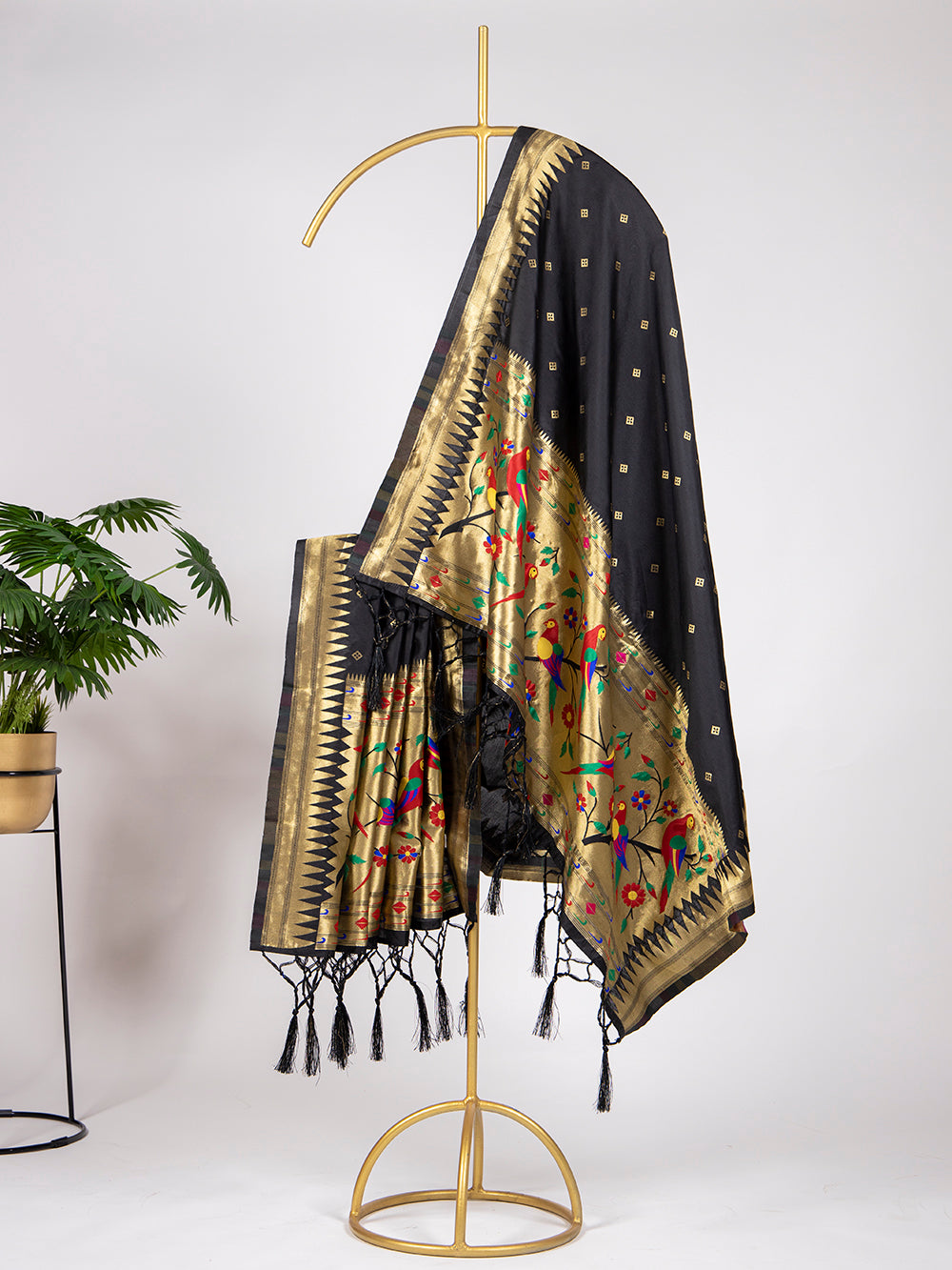 Black Color Zari Weaving Work Jacquard Paithani Dupatta