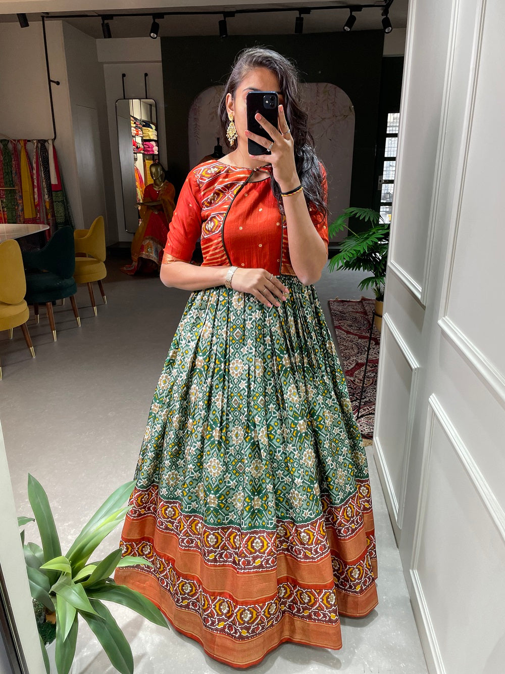 Green Color Patola Paithani Printed And Foil Printed Dola Silk Dress